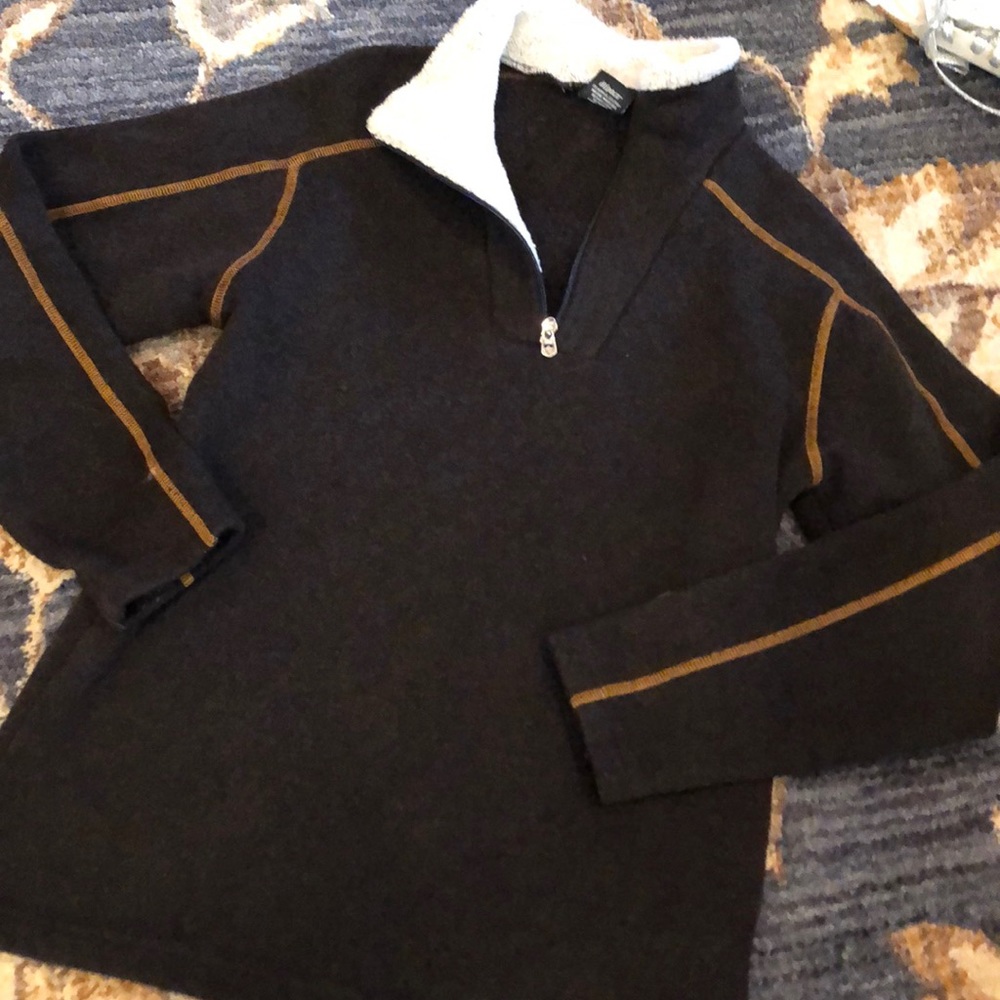 Kuhl adult small fleece